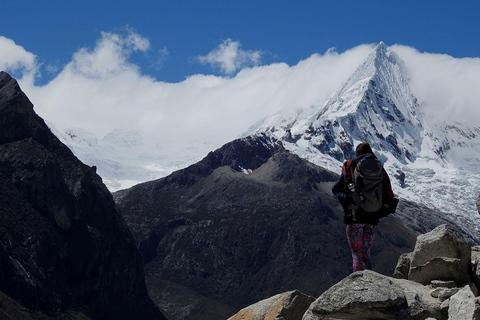 Laguna Parón Full Day with Entrance Fee