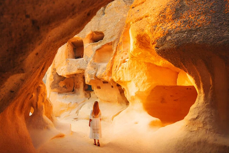 Antalya: 2-Day Guided Cappadocia Tour with Cave Hotel Option Tour With 3-Star Hotel Option