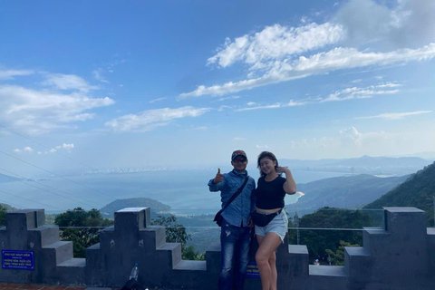 Easy Rider Tour:Hai Van Pass, Lang Co Beach,Marble Mountains Easy Rider Tour via Hai Van Pass: from Hoi An-Da Nang to Hue