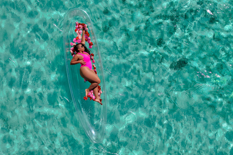 Aruba Clear Kayak Glam Session Photoshoot