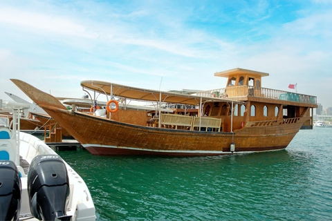 多哈：含自助晚餐的阿拉伯独桅帆船日落巡航夜间阿拉伯独桅帆船巡游（不含晚餐）