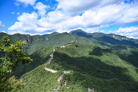 Grupo reducido a la Gran Muralla de Mutianyu con servicio de recogida del hotel incluido