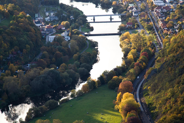 From Prague: Balloon ride with Champagne & Picnic