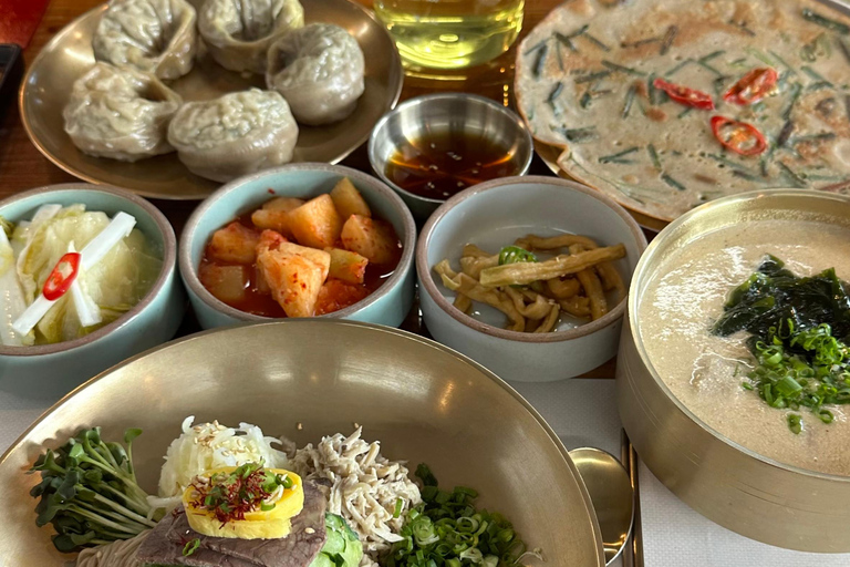 جيجو: جولة مجموعة صغيرة مع قطف الكاميليا واليوسفي