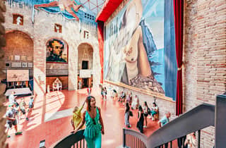 Barcelona: Dali Museum, Haus und Cadaques Guided Tour