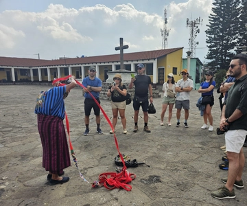 VANUIT PANAJACHEL BEZOEK AAN DORPEN VAN ATITLÁN PER BOOT
