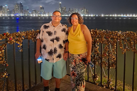 Panama at Night: Cinta Costera + Casco Antiguo + Amador and 3-Course Dinner Panama at Night: Cinta Costera + Old Town + Amador and 3-Course Dinner