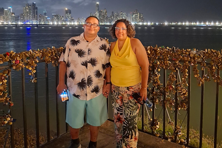 Panama at Night: Cinta Costera + Casco Antiguo + Amador and 3-Course Dinner Panama at Night: Cinta Costera + Old Town + Amador and 3-Course Dinner