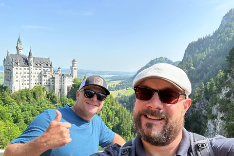 Tour privato di Neuschwanstein con partenza tardiva da Monaco di Baviera