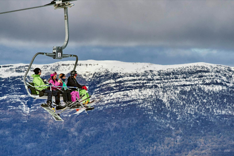 From Melbourne: Mt Buller Snow Day Trip with Snacks