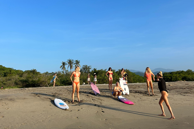 Huatulco: Surf Lesson with surf instructor. All Levels