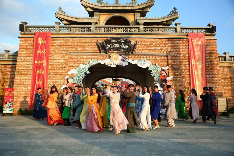From Da Nang: Basket Boat, Old Town & Hoi An Memories Show Basket Boat, Hoi An and Memories show | Only 4s private car