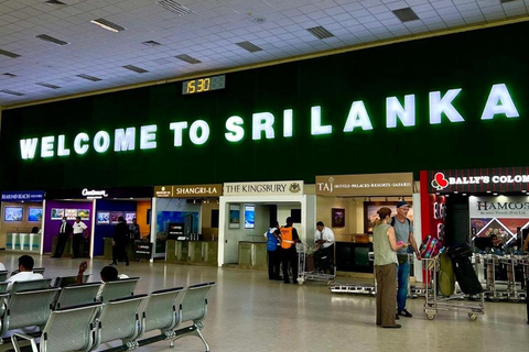 Colombo Airport: Private Transfer to Bentota, Kalutara Airport Transfer to Ahungalla