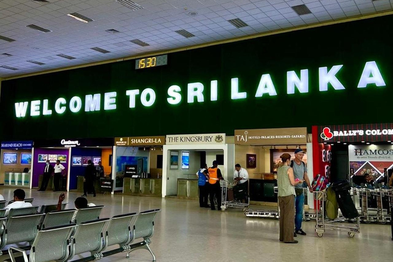 Colombo Airport: Private Transfer to Bentota, Kalutara Airport Transfer to Ahungalla