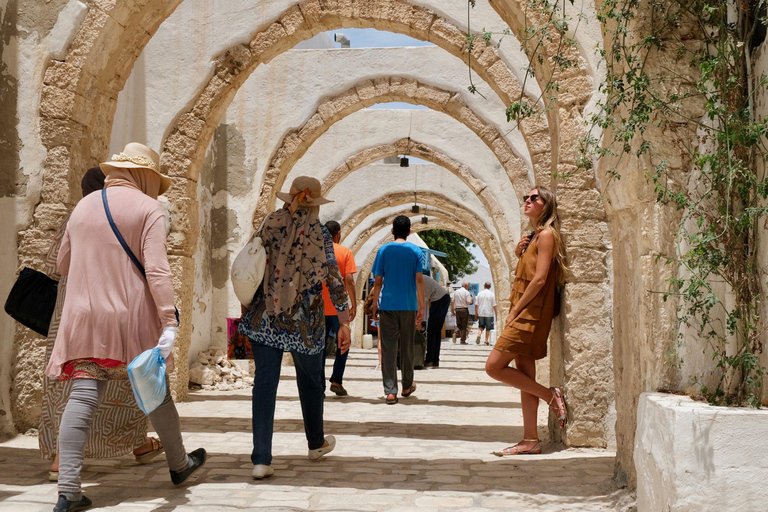 Djerba 1/2 day tour : Djerba must-see gems with tour guide