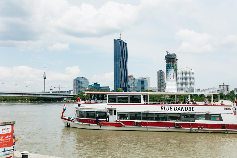 Vienna: Boat Cruise on the Danube Canal with Optional Lunch Boat Tour with Schnitzel