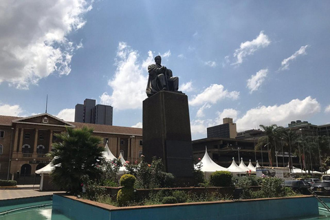 Nairobi: Guided City Walking Tour with Local Guide