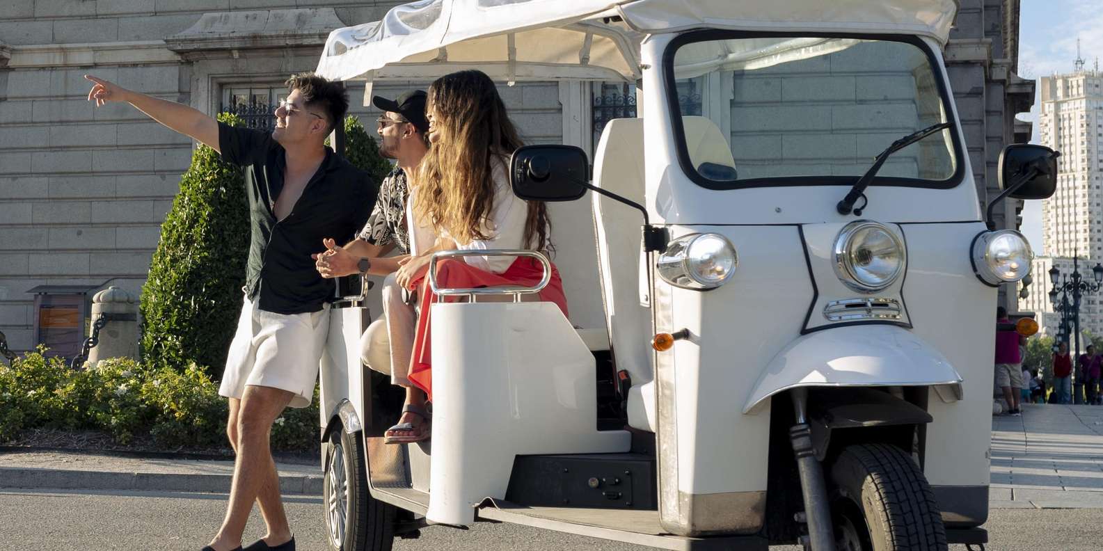 スペインマドリード マドリード：Privé Experiencesによるシグネチャー・トゥクトゥク