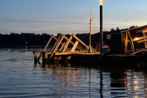 Furuvik seaside sauna: Sauna and Cold Plunge Experience