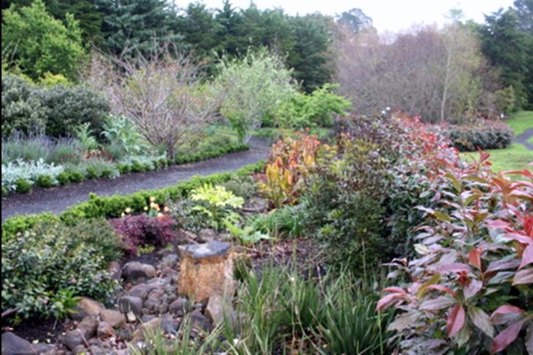 Extravagância privada de jardins e esculturas em AucklandO melhor jardim e escultura extravagante de Auckland!