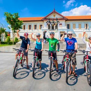 Chiang Mai: Historic Old City Bike Tour - Morning or Night