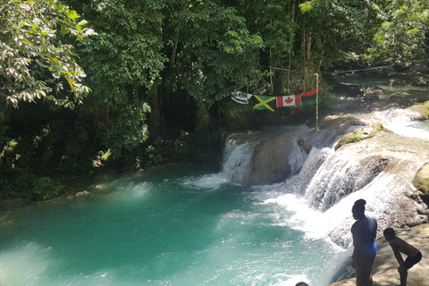 Montego Bay: Lethe Bamboo Rafting and city highlight