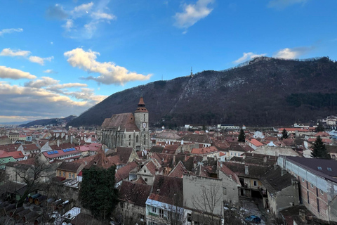 Brașov: Guided Walking Tour with Local Stories