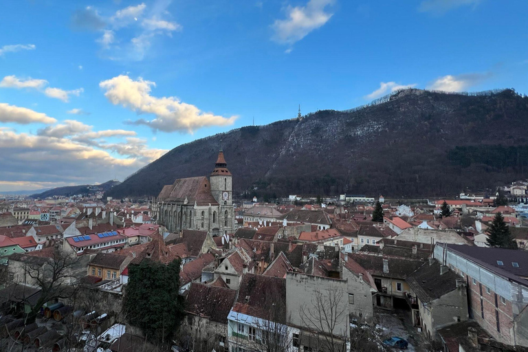 Brașov: Guided Walking Tour with Local Stories