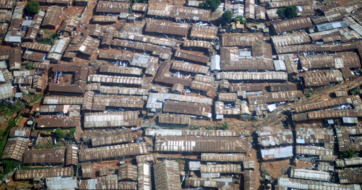 Nairobi: Private Kibera Slum Tour with Roundtrip Transfer | GetYourGuide