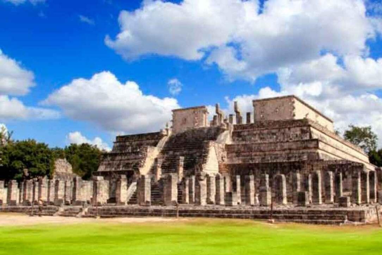 Yucatán: Classic Chichen Itza Tour with Maya Travel