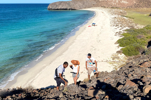 Private Experience from Cabo San Lucas to La Paz: (Playa Balandra) Private experience from Cabo San Lucas to La Paz: (Balandra Beach)