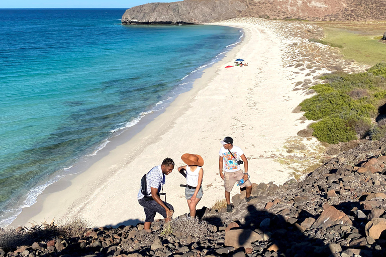 Private Experience from Cabo San Lucas to La Paz: (Playa Balandra) Private experience from Cabo San Lucas to La Paz: (Balandra Beach)