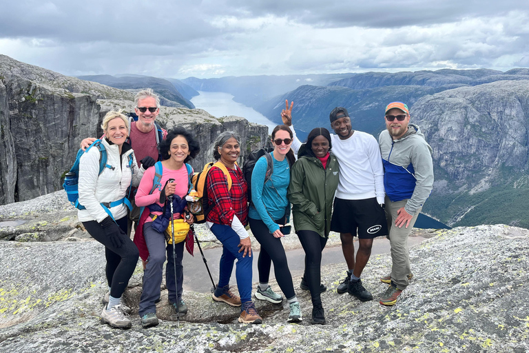 Stavanger: Kjerag Hike with Guide and Transportation