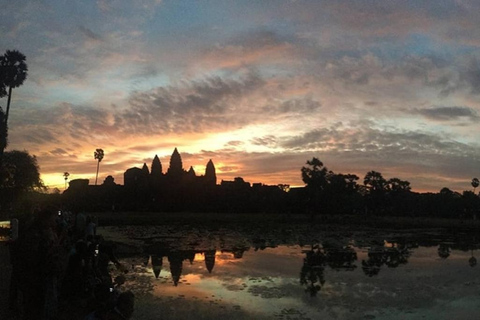 Excursión de día completo a Banteay Srei, las cataratas y Beng Mealea