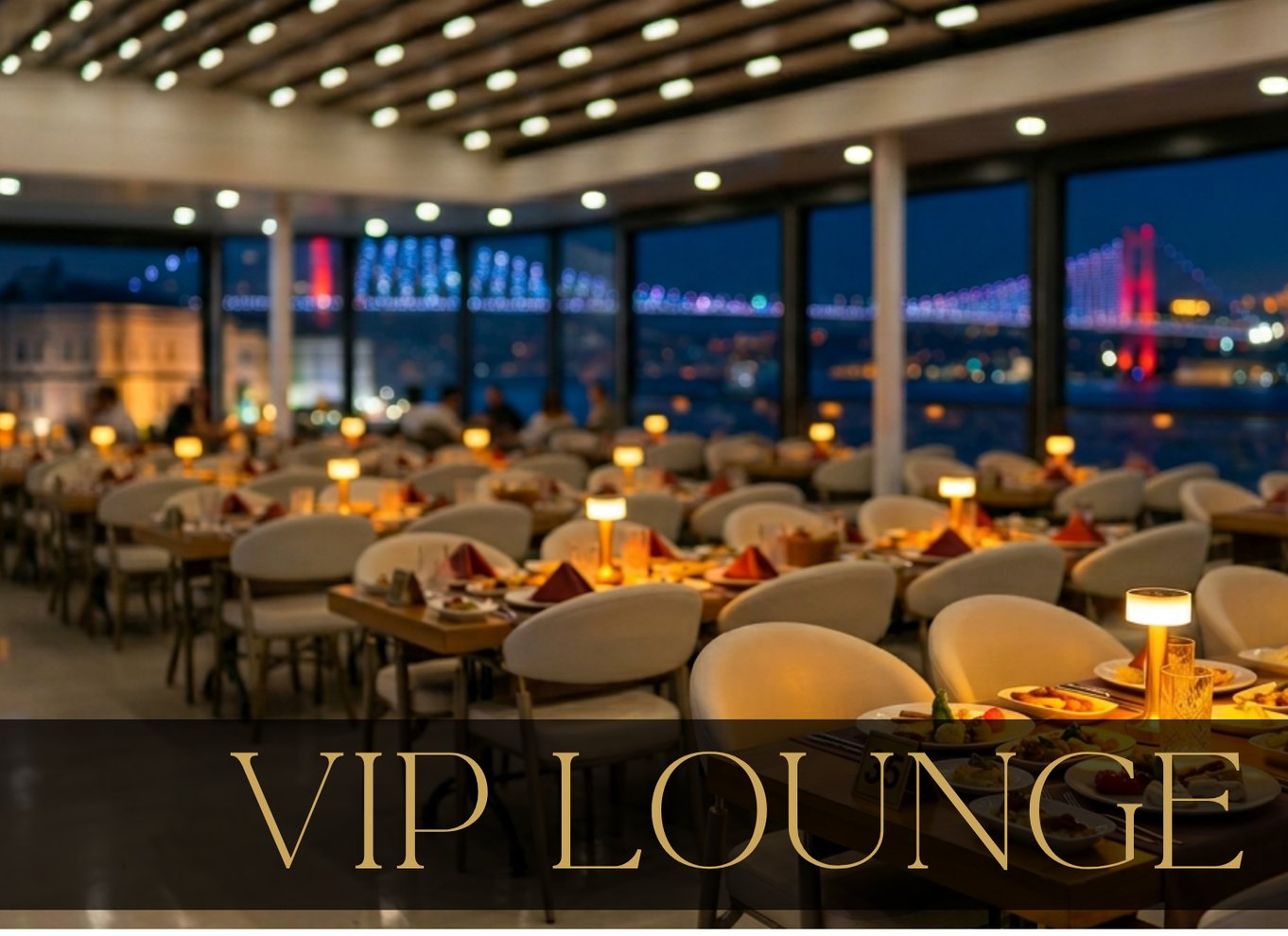 Istanbul: Bosporus-middagscruise og show med privat bord