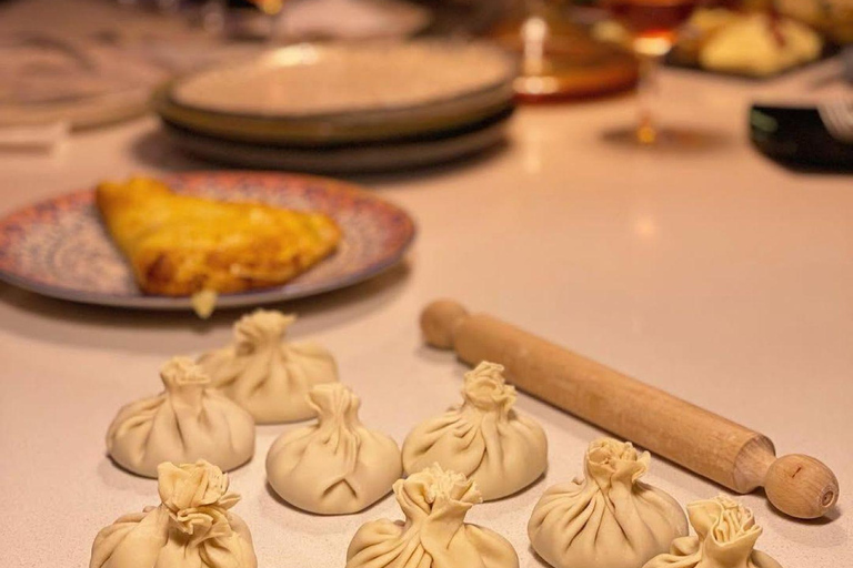 Tbilisi: Guided Cooking – Khinkali,Khachapuri+Churchkhela