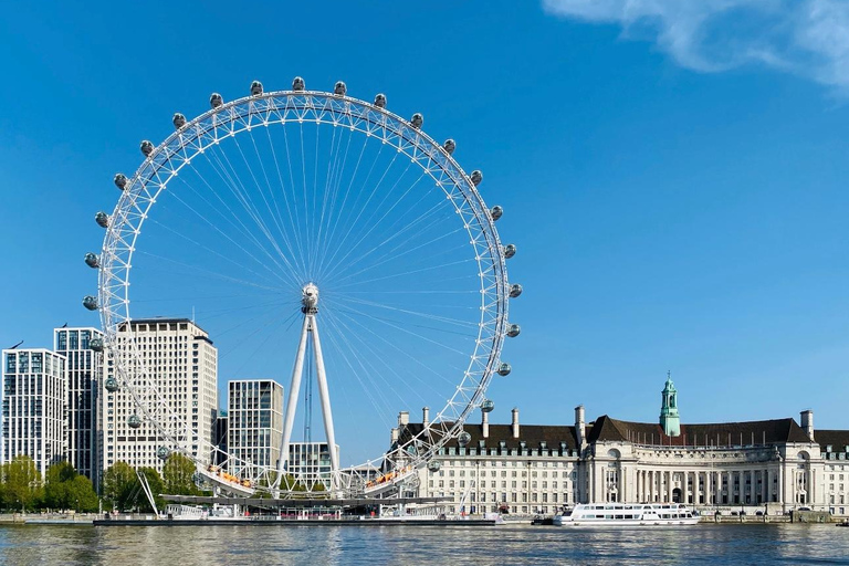 London: Private Chauffeur-Driven Range Rover Tour