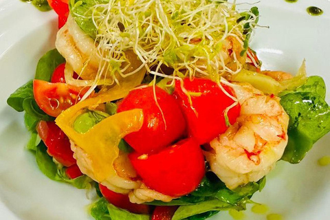 Ibiza: Dinner with Live Show & DJ at an Italian Restaurant and Nightclub Ibiza: Dinner, Live Show & DJ at Italian Restaurant and Nightclub