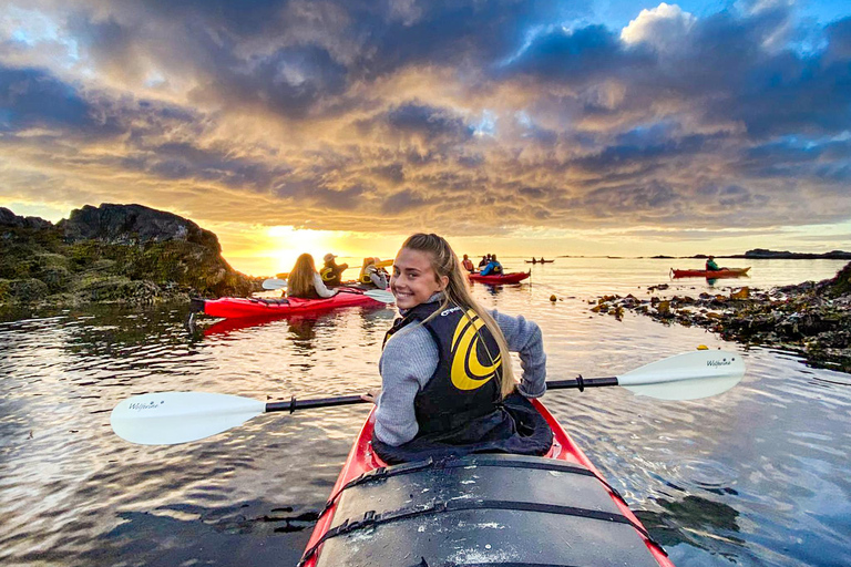 إيجوم: جولة جزر لوفوتن منتصف الليل صن كاياك