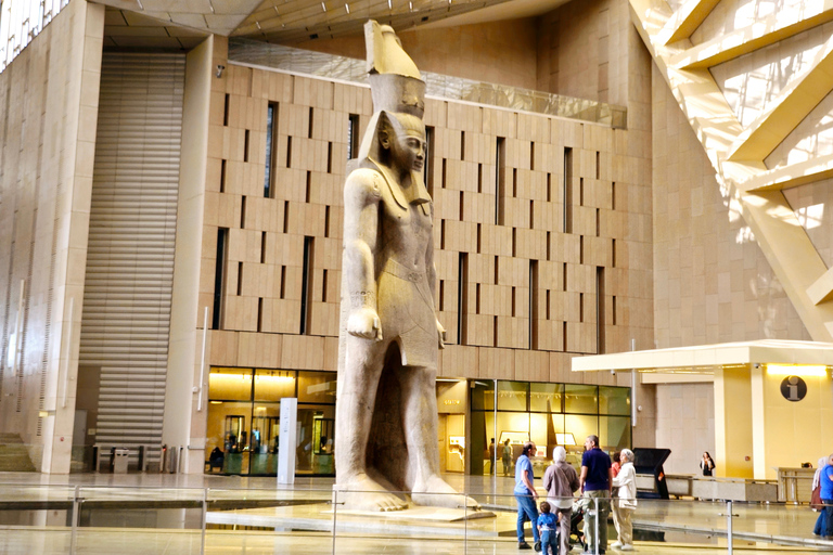 Le Caire : Grand musée égyptien, visite des pyramides et du Sphinx et déjeunerVisite guidée privée avec déjeuner