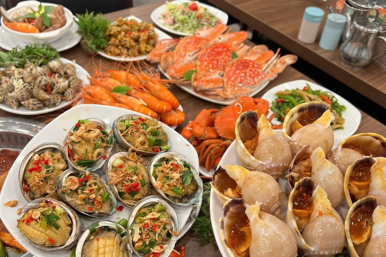 Private Jeep Tour Saigon: Ho Chi Minh City Sightseeing Private Standard Tour Without Meal