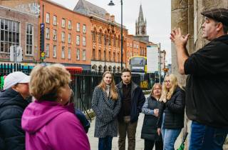 Dublin: Walking Street Food Tour mit ortskundigem Guide