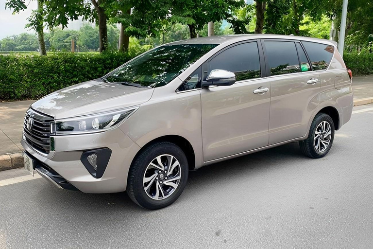 Private taxi: Hoi An to Phu Bai Airport (HUI)/Hue (1 way) MPV/SUV (4 people + 4 bags) - Comfortable class