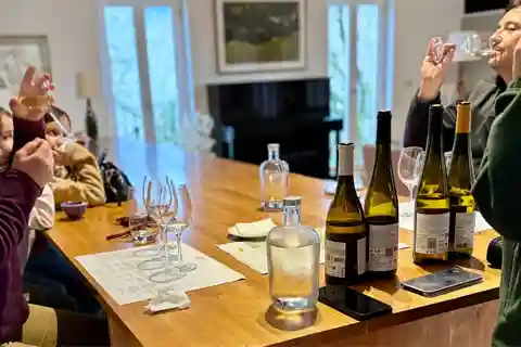 Tour por el Valle de Lima con Cata de Vinos y Gastronomía Local