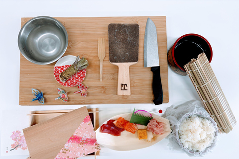 Tokyo: Sushi & Bento Box Making at Tsukiji Fish Market-70min