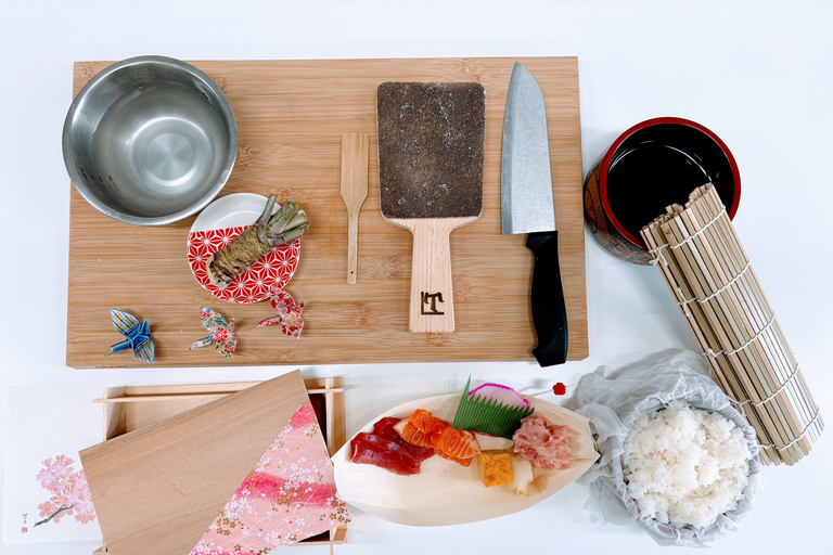 Tokyo: Sushi & Bento Box Making at Tsukiji Fish Market-70min