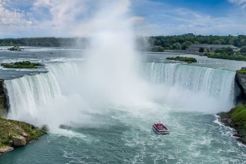 Cataratas del Niágara, Canadá: barco y Journey Behind the Falls
