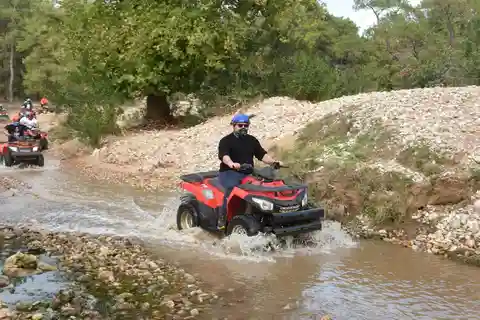 Kemer Quad Safari: Ekscytująca przygoda w terenie
