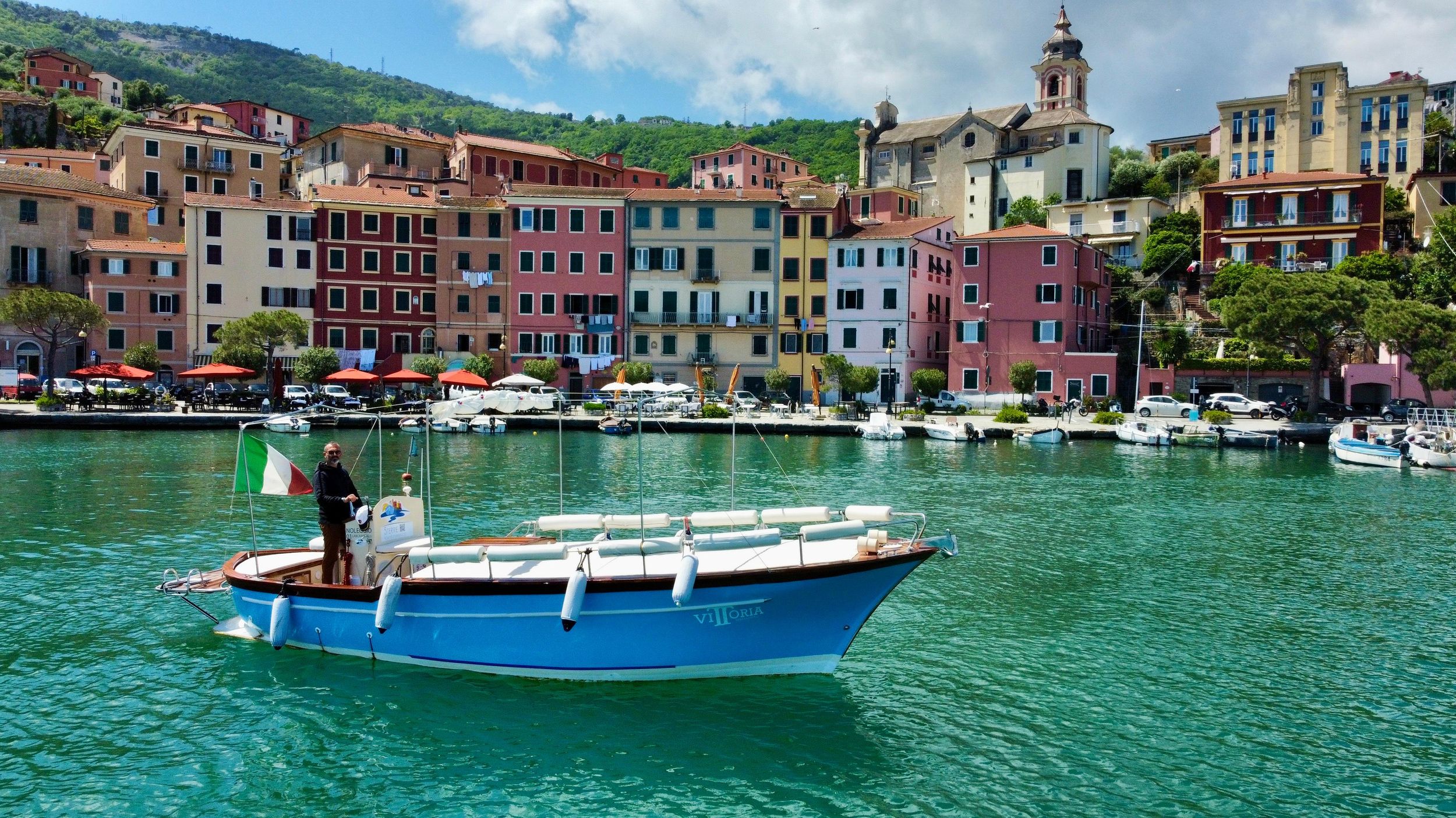 La Spezia: Ganztagestour mit dem Boot zu den Cinque Terre und Portovenere