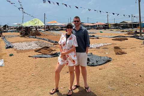 Negombo: Private Tuk-Tuk Tour –Temples, Markets & Local Life